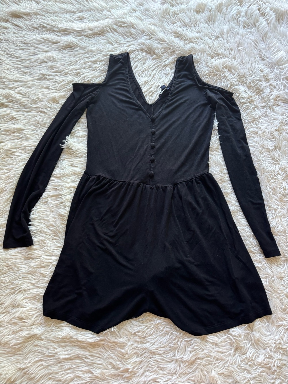 American Eagle Outfitters Black Cold-Shoulder Long Sleeve Top